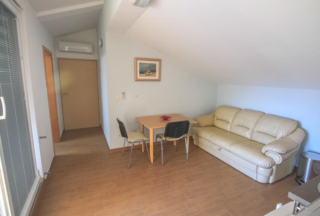 Apartment Ana Βόντιτσε Εξωτερικό φωτογραφία