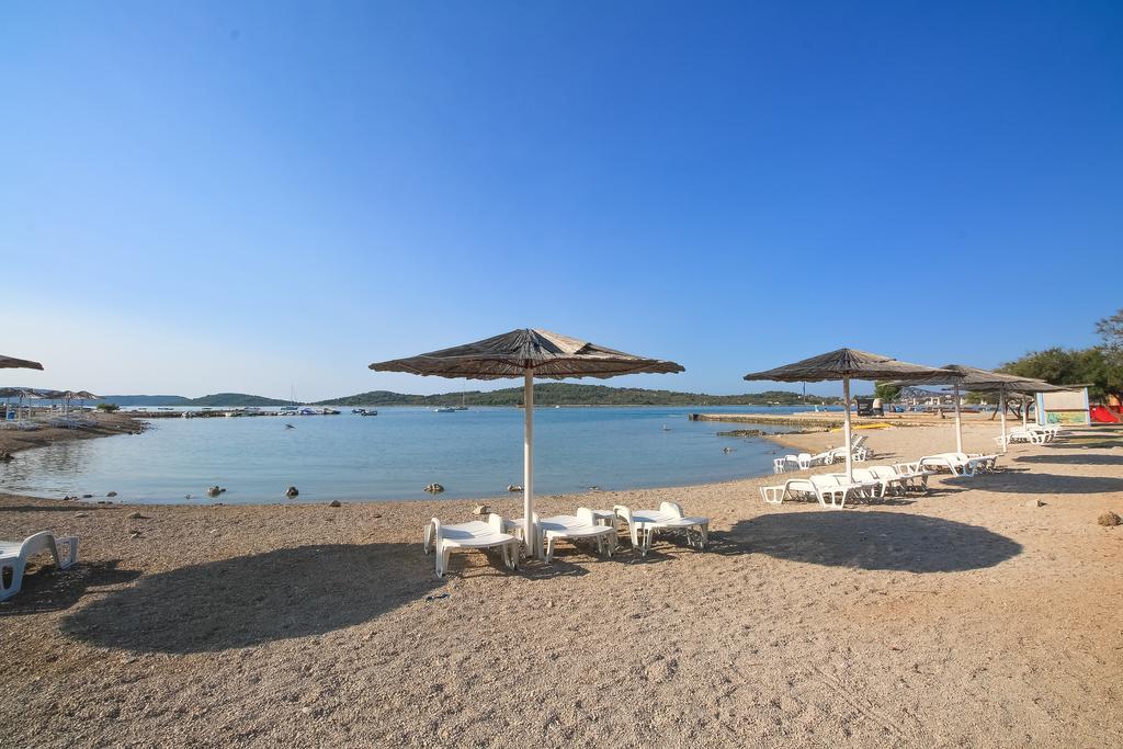 Apartment Ana Βόντιτσε Εξωτερικό φωτογραφία