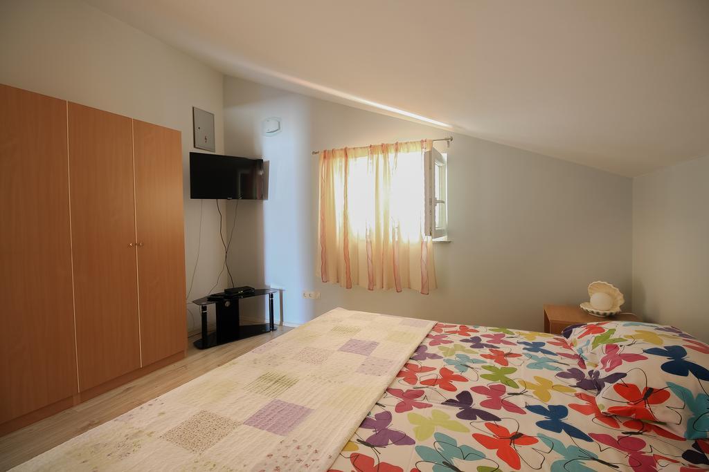 Apartment Ana Βόντιτσε Εξωτερικό φωτογραφία